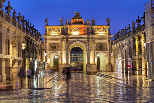 Stanislas-square-por-la-tarde-nancy-francia-47391109